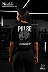 PULSE FORMANDO GIGANTES CROPPED PRETO